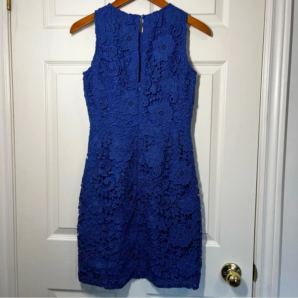 J. CREW Blue Floral Lace Keyhole Sheath Sleeveless Dress Size 2